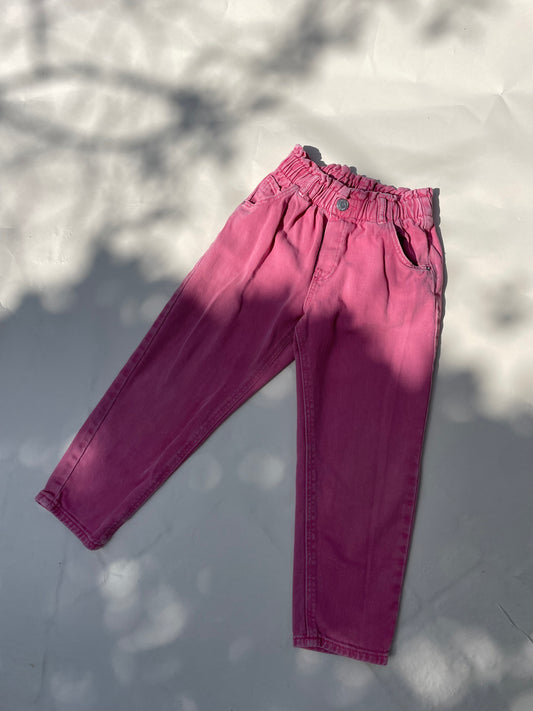 H&M roze jeans (maat 4/5y)