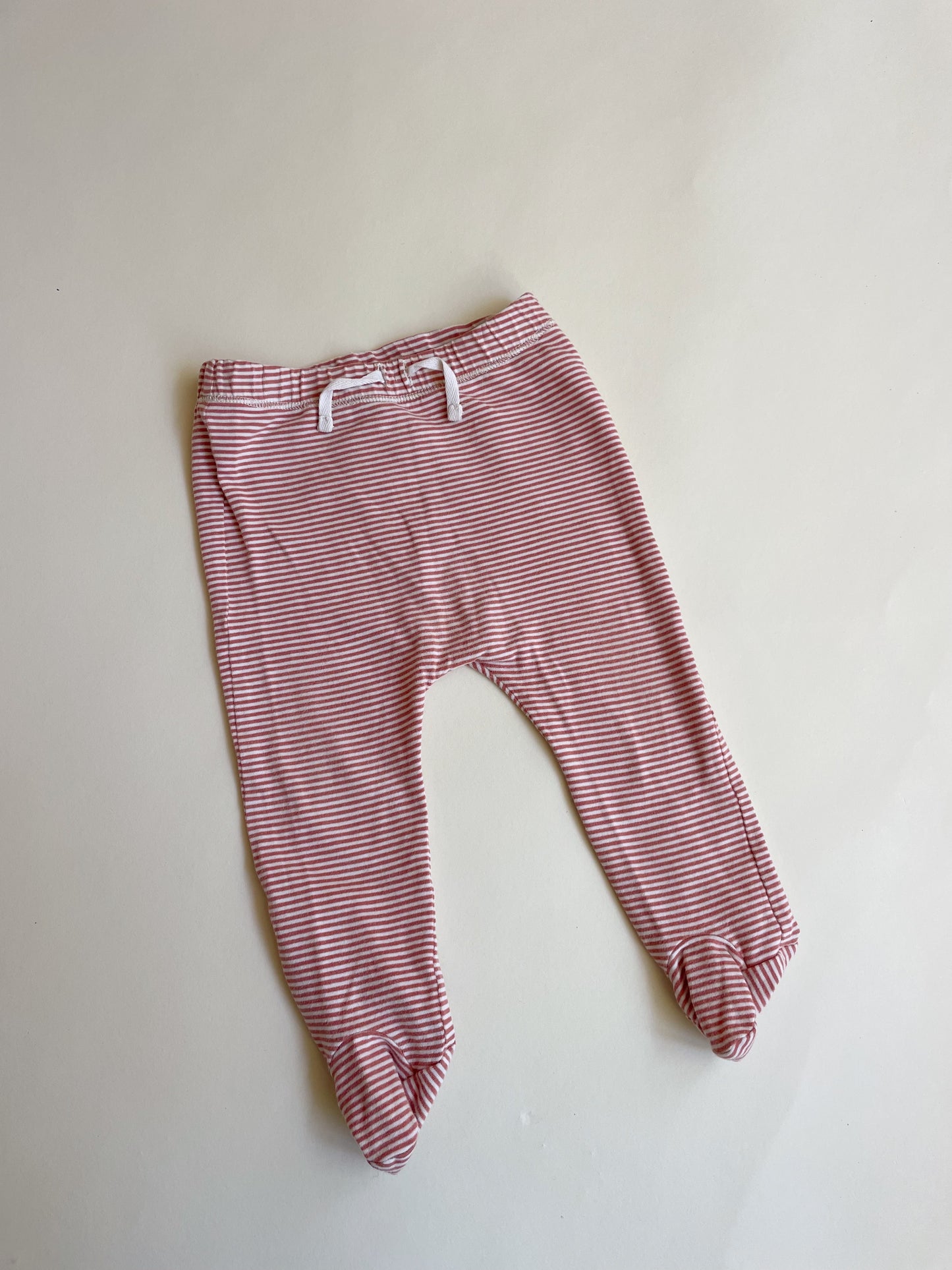 Gray Label broek met voetjes (9-12m)