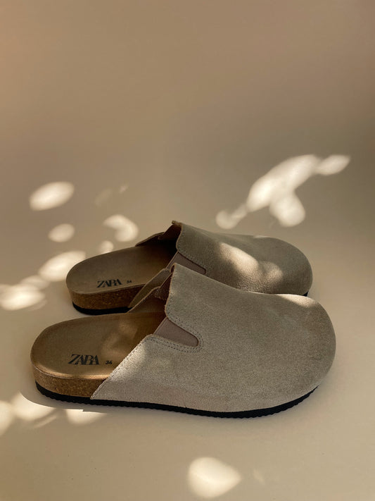 Zara slip-on loafers (maat 34)